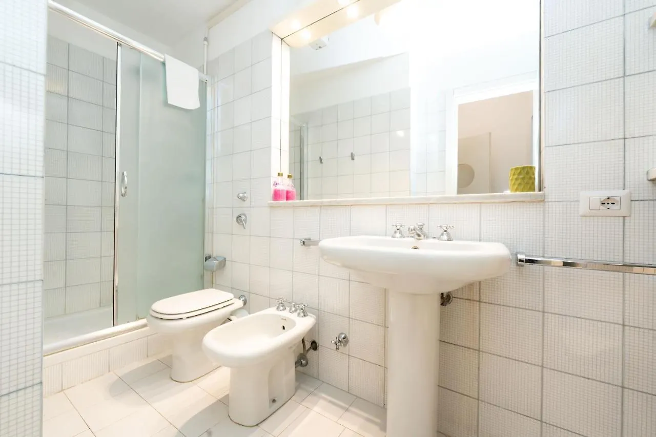 Apartman Casemi - Mercato 16 Dx In Full City Center Milánó Olaszország